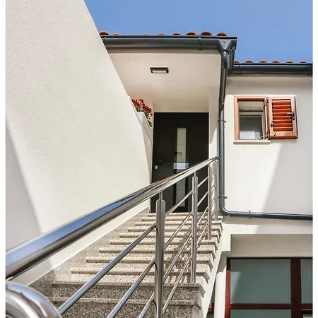 Luxury Penthouse Roberta Apartment *