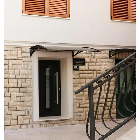 Apartment Luxury Penthouse Roberta *