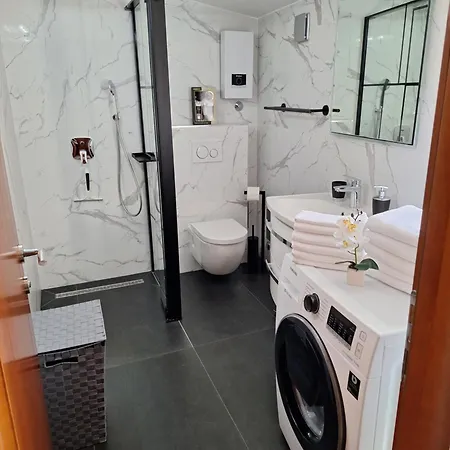 Luxury Penthouse Roberta Lejlighed