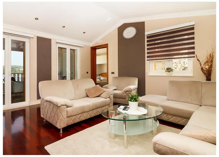 Luxury Penthouse Roberta *